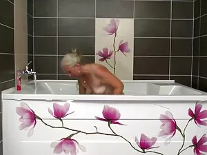 Puta adicta loca es  ...